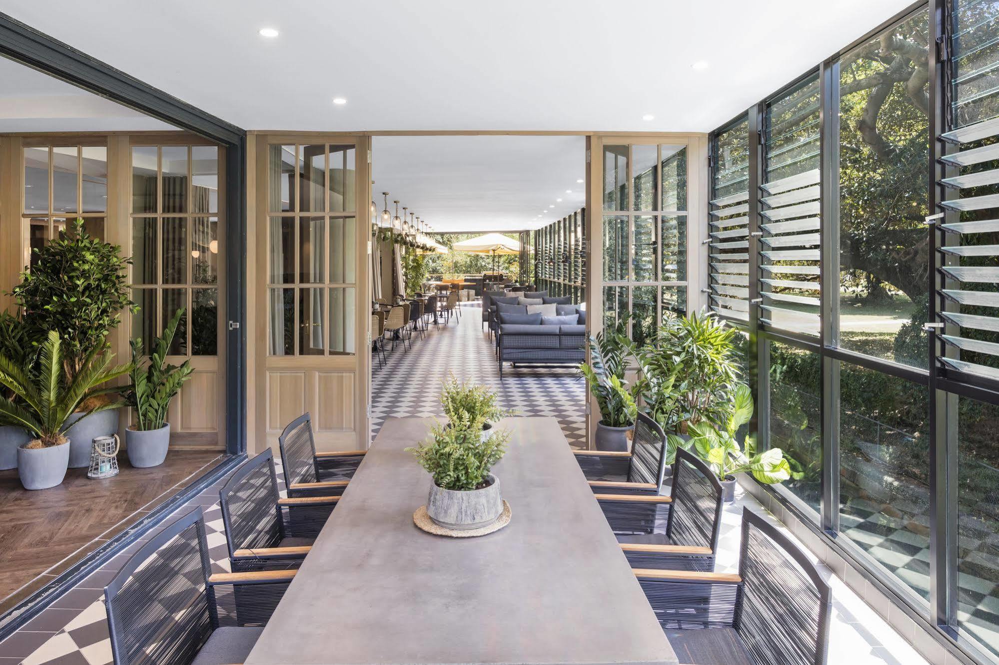 Vibe Hotel Rushcutters Bay Сидней Экстерьер фото